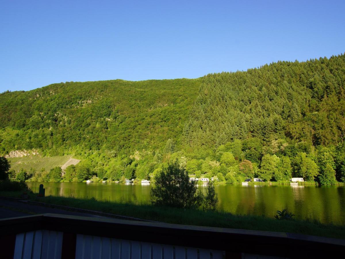 Altes Faehrhaus An Der Mosel Anno1633 Lejlighed Traben-Trarbach Eksteriør billede